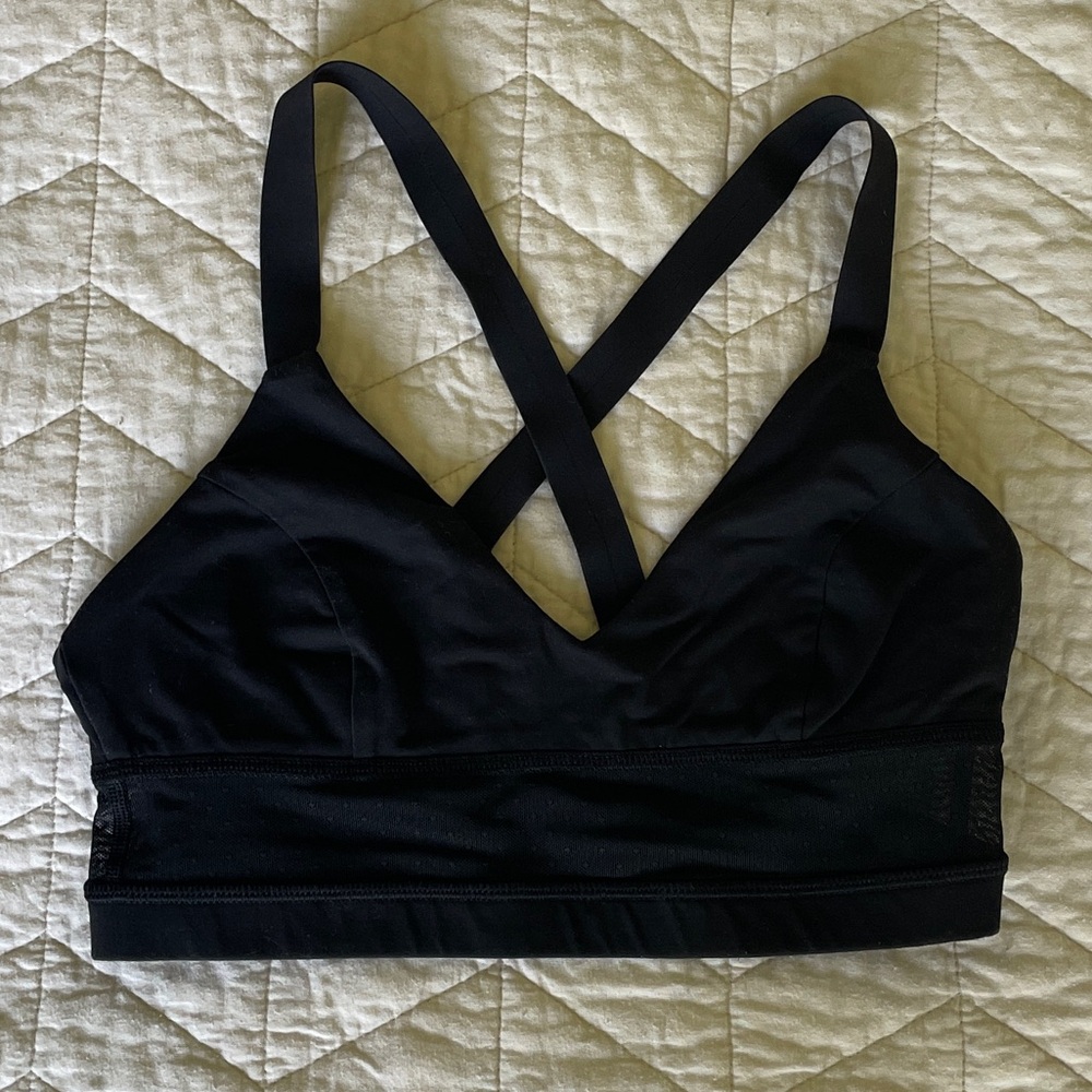 Lulu Lemon mesh women's sports bra